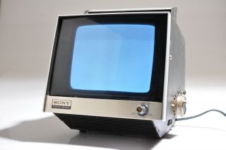 Vintage 7 " Sony Tv - 720u Portable Black And White Television Tv Antenna -