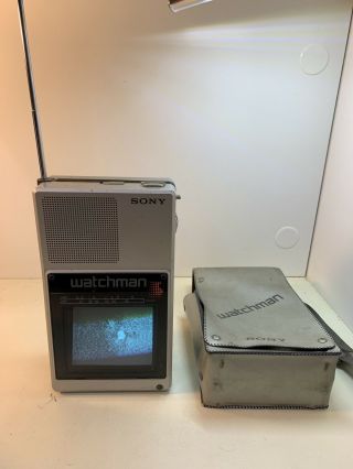 Vtg - Sony Watchman Portable Flat B&w Tv Model Fd - 40a Carrying Bag 1985