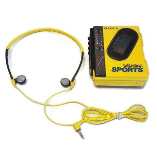 Sony Walkman Sports Wm - F75 Folding Headphones 1985 Am/fm Radio Work Not Cassette