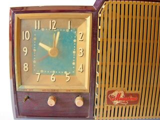 Vintage General Electric Bakelite Musaphonic Tube Radio w/Alarm Clock Model 590 3