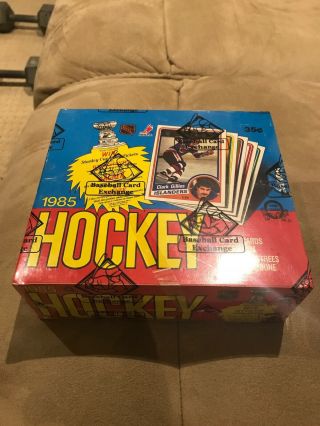 1984 - 85 Opc Hockey Wax Box Tape Intact