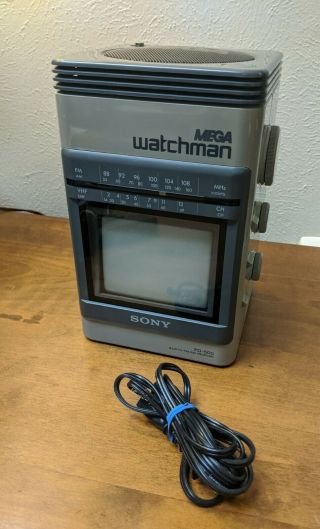 Vintage Sony Mega Watchman Fd - 500 B&w Tv Am/fm Receiver Retro Travel 1989