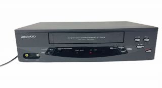 Daewood Vcr Player Dv - T5dn 4 Head High Speed Rewind System Vintage