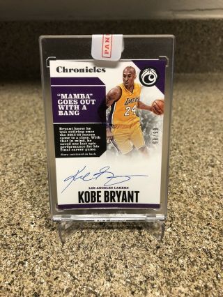 Kobe Bryant 2017 - 18 Panini Chronicles Basketball On Card Auto Lakers Mamba 68/99