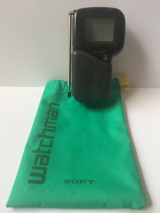 1992 Sony Watchman Fd - 285 Handheld Black & White Tv Am/fm Stereo Tuner
