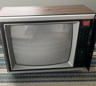Vintage Rca Colortrack Channelock Remote Television Egr338wr Wood Paneling 1982