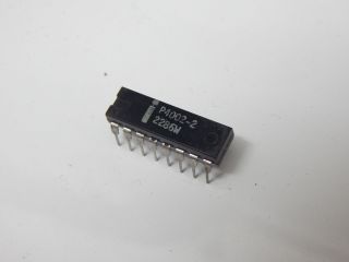 Intel P4002 - 2 Memory Chip 320 Bit Ram 4002 Series 16 Dip Ic Usa Seller Fast Ship