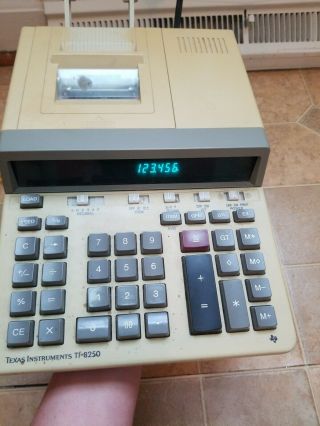 Vintage Texas Instruments Printing Adding Machine Calculator T1 - 8250 (4b3)