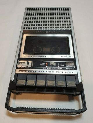 Vintage General Electric 3 - 5152a Portable Cassette Tape Recorder Player