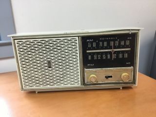 Vintage Motorola Tabletop Radio | Am Fm - Parts Or