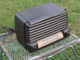 General Electric Vintage Bakelite Radio