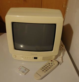 Panasonic 9” Color Tv Ct - 9r11a And Accessories