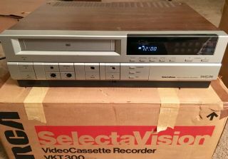 Rca Selectavision Vkt 300 Videocassette Recorder | Powers On,  Tape Stuck Inside