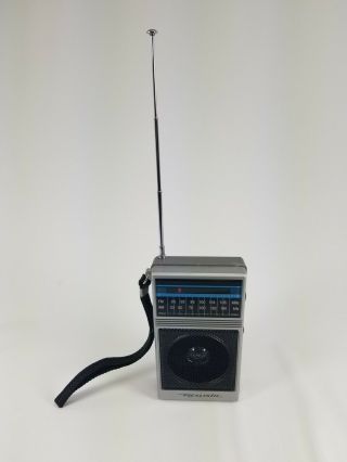 Vintage Radio Shack Realistic 12 - 718 Am/fm Transistor Radio - Great