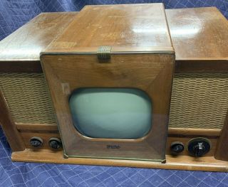 Vintage Fada Tv With Channel 1 Rca 630ts Television Clone Local