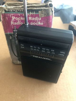 Vtg Realistic Am/fm Pocket Radio 12 - 725 Am Fm