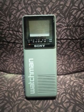 Sony Watchman Tv Fd - 10a B&w Handheld Portable Vhf Uhf Television 1986