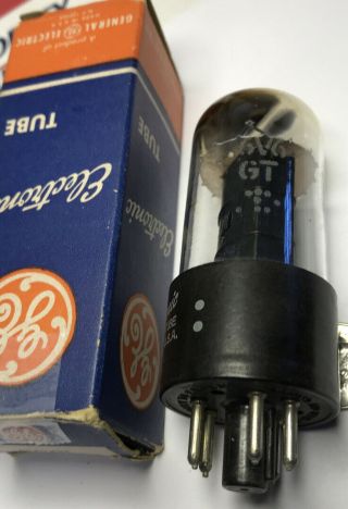 (1) Vintage Ge 6v6gt Vacuum Tube Black Plates W/ Box