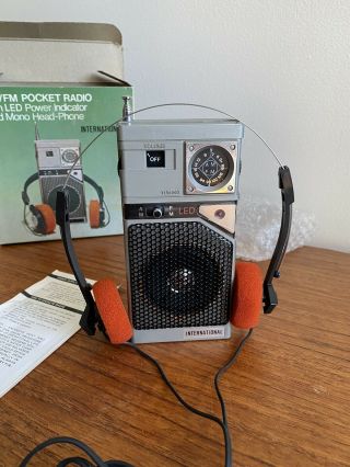 International Am/fm Pocket Radio Transistor 1980s Vintage - Orange Headphones