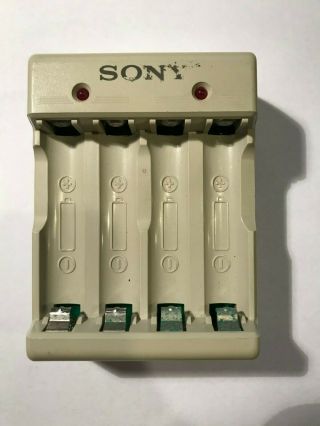 Sony Watchman TV FD - 10A B&W Handheld Portable VHF UHF Television Vintage 1987 3