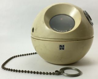 Panasonic R - 70 Ball And Chain Am Radio,  White,  Solid State