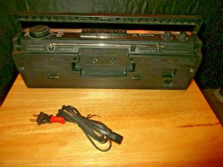 GE General Electric AM/FM SteroRadio/Cassette Recorder 4 Speaker System 3 - 5622A 2