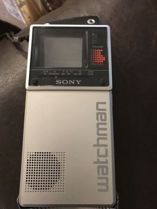 Vintage 1983 Sony Watchman Fd - 20a Handheld Portable Vhf/uhf Television