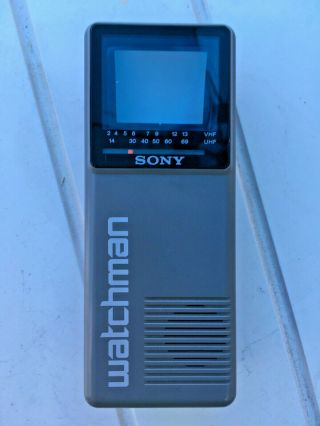 Sony Watchman Fd - 10a Black & White Analog Tv 1986