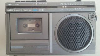 Sr 3000 Series Multiband Radio/cassette Recorder.  Please Read Other Description