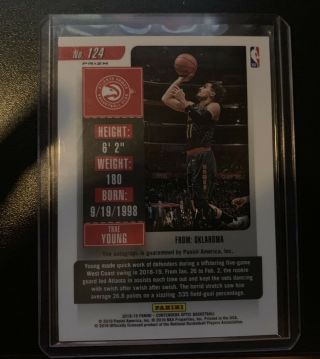 2018 - 19 Contenders Optic Ticket Red Prizm 138/149 Trae Young Rookie Auto 2