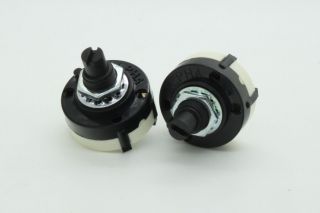 2 X Alpha 1 Pole 3 Position 1p3t Rotary Switch 15mm Split Solid Shaft Pc Mount