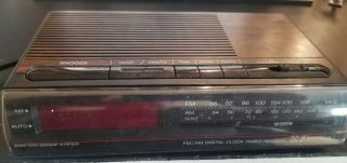 Vintage Emerson Solid State Am Fm Alarm Clock Radio