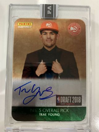 2018 - 19 Panini Instant Metal Trae Young Next Day On Card Auto 8/10 Rc Rps Hawks