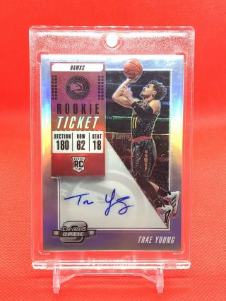 2018 - 19 Contenders Optic Trae Young Rookie Ticket Auto Autograph Hawks