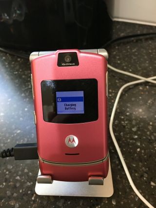 Motorola Razor Flip Cell Phone Good
