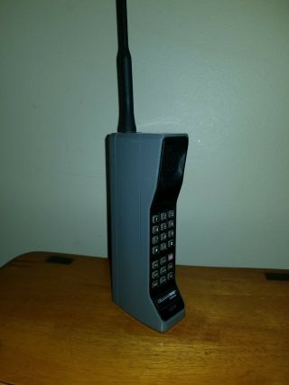 Motorola Dynatac 8000m Brick Cell Phone Vintage Hand Held Mobile F09lfd8438ag