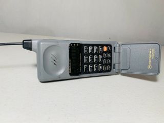 Vintage Motorola Micro T - A - C Lite Cellphone  F09hld8416bg