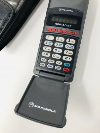 Vintage Motorola Micro T - A - C Lite II Cell Phone w/ Case SS19 2