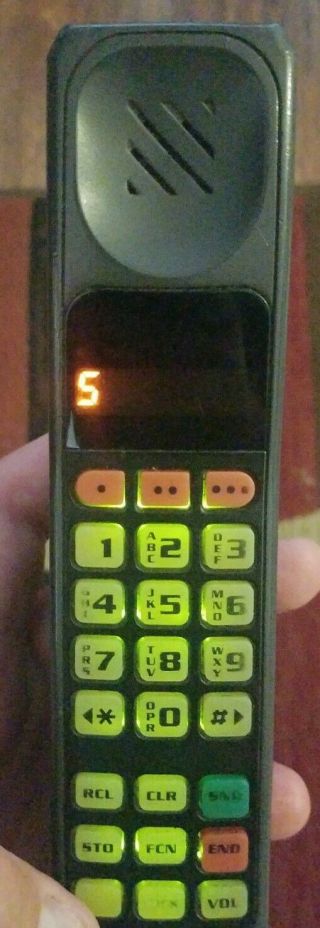 Motorola Classic Ii Portable Cellular Phone 89011wncbb