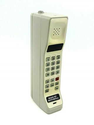 Vintage Motorola Dynatac 8000m Brick Cell Phone F09lfd8458dg -