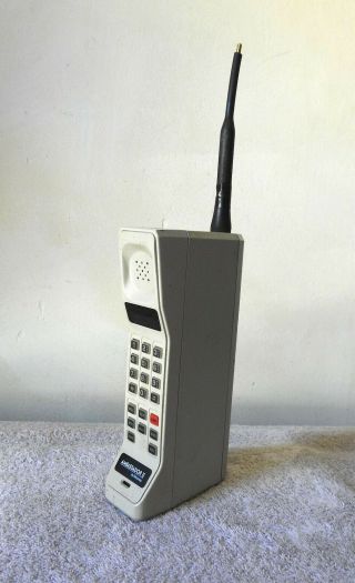 Vintage Motorola Dynatac Ambassador Ii Brick Cell Phone - Very Rare