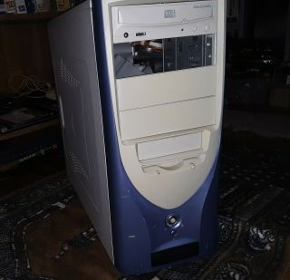Ecs L4vxa2 Win 98 Retro Gaming Computer Pentium 4 2.  4ghz 256mb Fx 5200 128mb