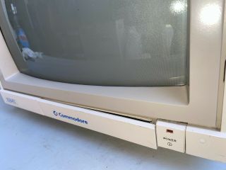 Commodore 1084S - P 13 - inch Color Monitor 3