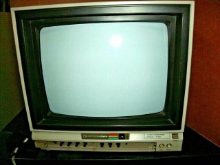 1984 Vintage Commodore Model 1702 Video Monitor Rare