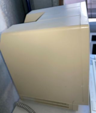 Apple Mac Macintosh SE 1MB RAM Two 800K Drives Desktop Computer 3