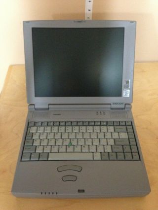 Vintage Retro Toshiba Satellite 320cdt Windows 95 Laptop Near