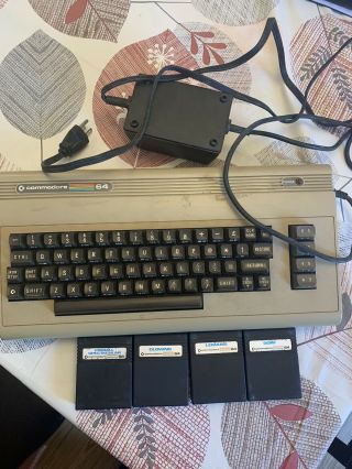 Vintage Commodore 64 Computer 64k & Power Supply With 4 Games