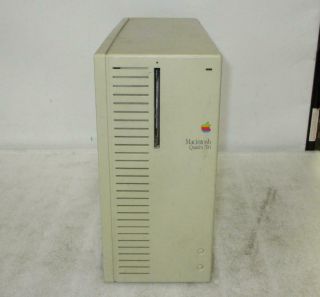 As - Is Vintage Apple Macintosh Quadra 700 Computer M5920
