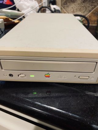 Applecd Apple 600e External Cd Disk Drive December 1995 Bcgm3958
