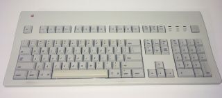 Vintage 1989 Apple M3501 Extended Keyboard Ii For Mac Salmon Keys